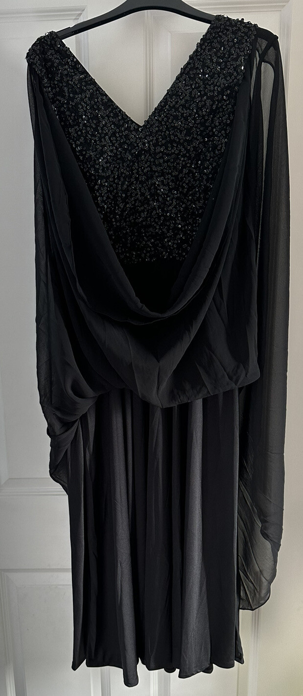 Foto 4 di 10