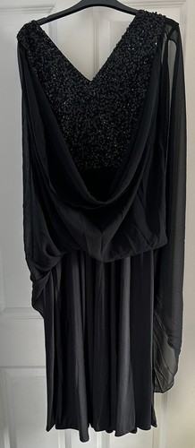 Abito John Lewis con scollo a V in chiffon impreziosito da paillettes, chiffon nero - Foto 4 di 10