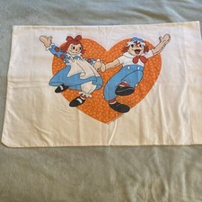 Vintage Wamsutta Superlin Raggedy Ann Andy Standard Pillowcase Orange Heart