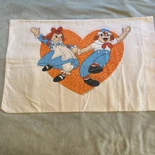 Vintage Wamsutta Superlin Raggedy Ann Andy Standard Pillowcase Orange Heart