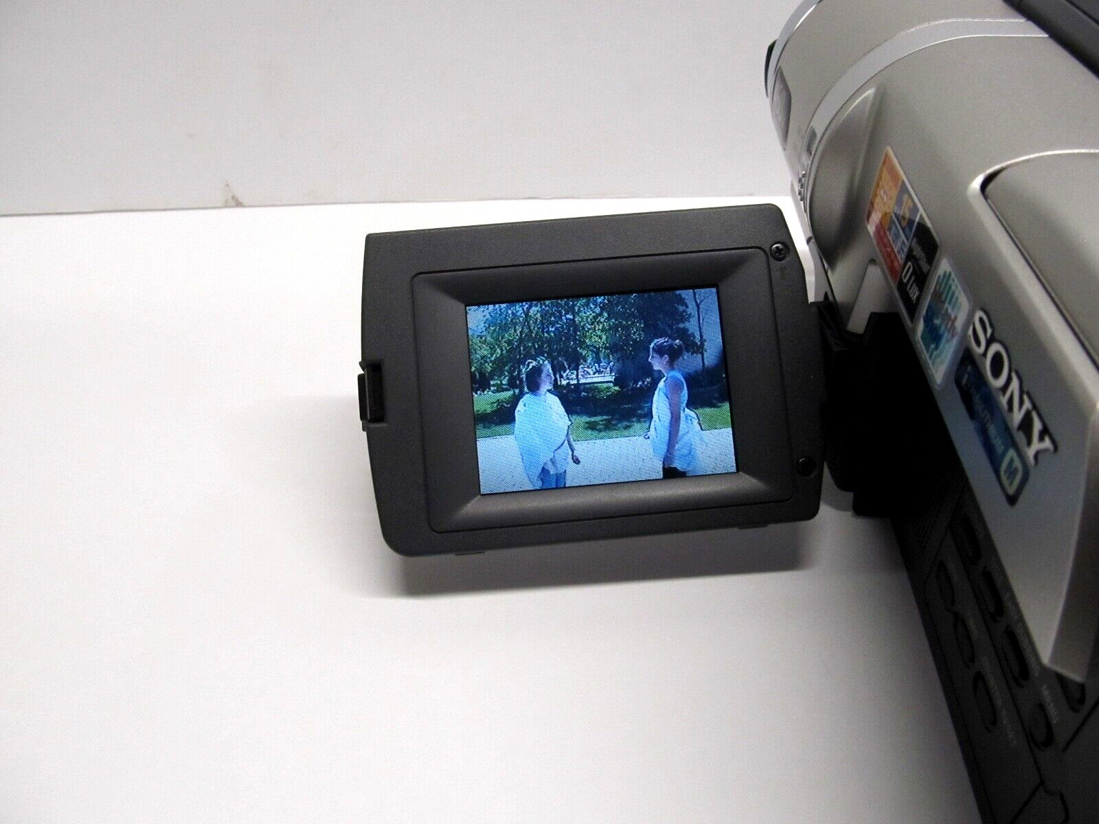 Sony Handycam CCD-TRV308 Hi8 Video8 Camcorder Watch Play Video Transfer NICE!!!