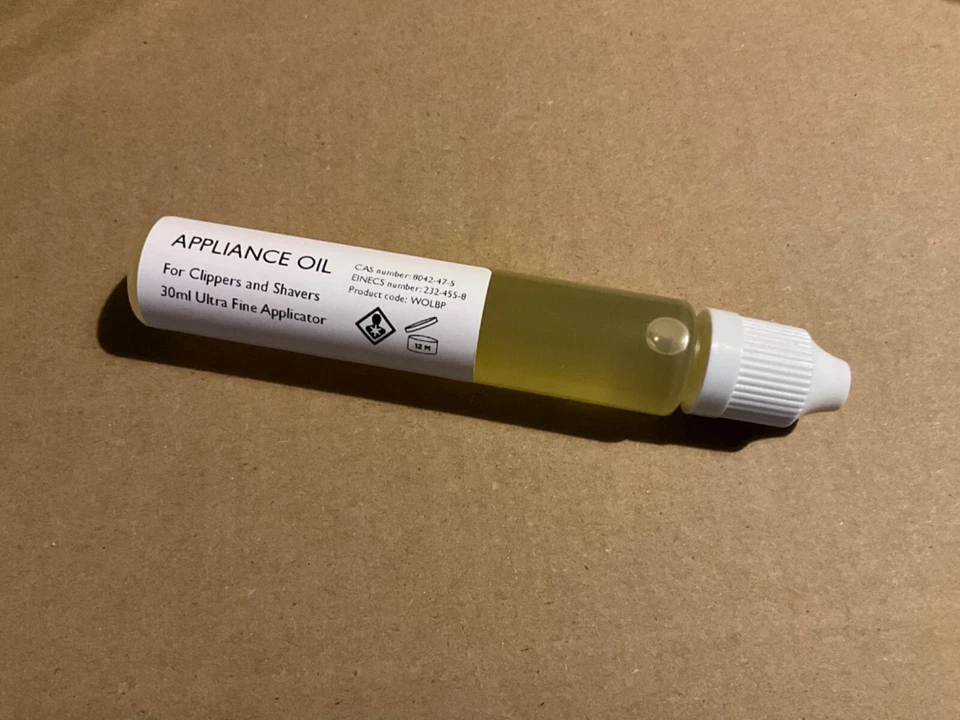 Premium Shaver Lubricating Oil 30mL With AntiRust -for Braun, Philips, Remington