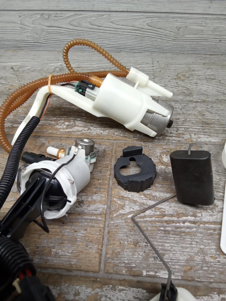 Harley-Davidson Ultra Limited 2012 12 09-13 bomba de combustible unidad de envío daños DL-684 Foto 2 de 4