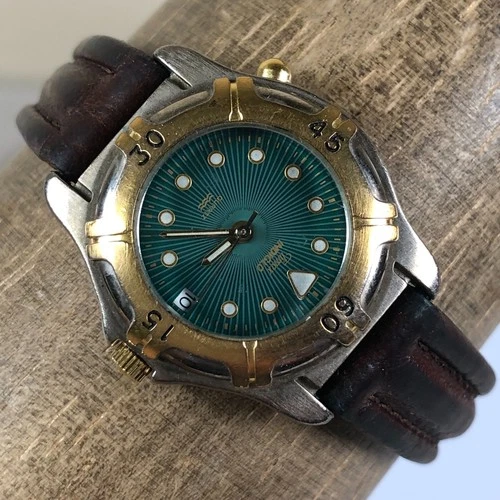 Vintage Timex Indiglo Women Dress Green Dial Leather Quartz 26mm Watch 6 1/2"