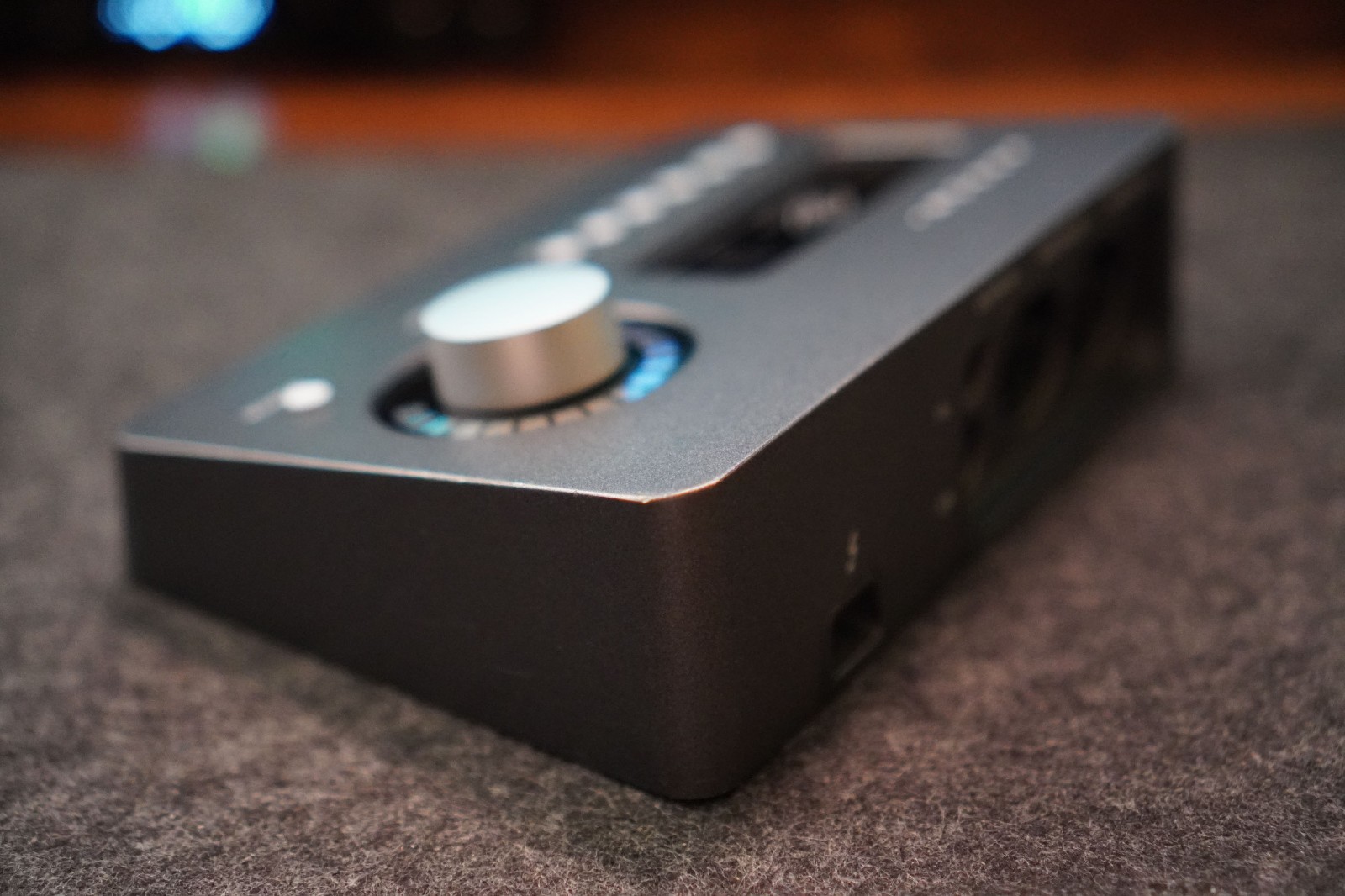 Universal Audio Arrow Thunderbolt 3 2 x 4 Channels 192 KHz Audio Interface