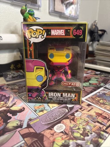 Funko Pop! Marvel 649 Iron Man Black Light Special Edition