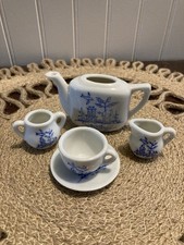 Vintage Miniature Doll Child  s Tea Set Made In Japan