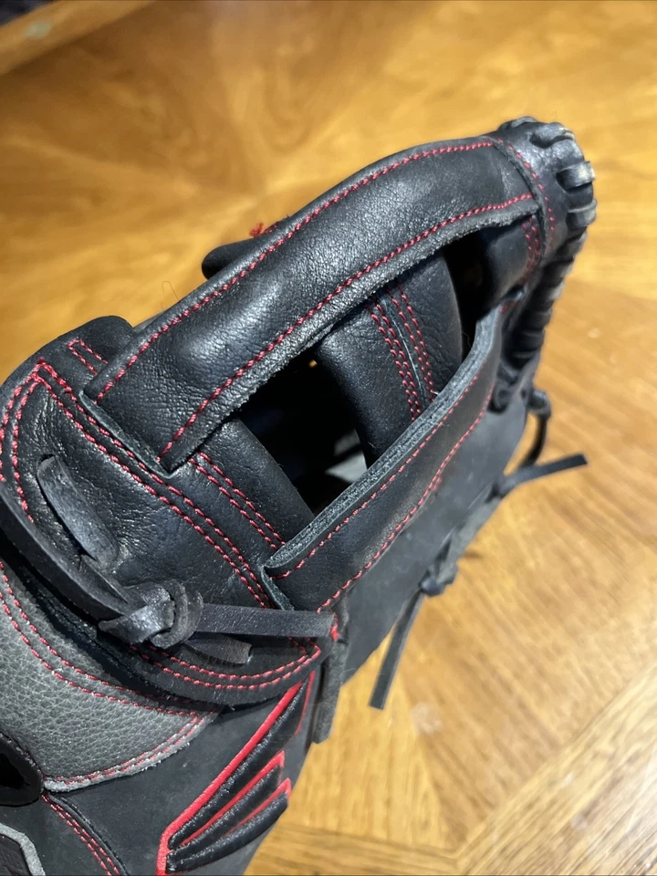 Easton Ronin RSP13 13" Slowpitch Glove Mitt Right Hand Throw RHT Black Red - Image 3 of 4