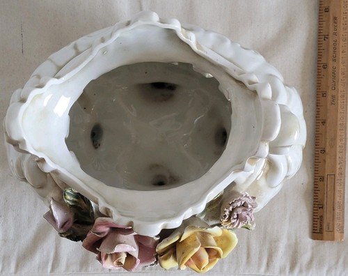 Antique Large Capodimonte Table Centrepiece Vase Rose Decoration - Some Damage - Picture 14 of 14