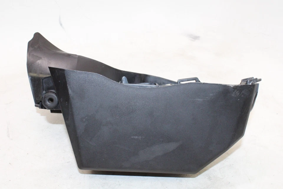 2013 KAWASAKI NINJA 650 EX650 OEM REAR BACK TAIL UNDERTAIL BATTERY TRAY PLASTIC - Image 3 of 4
