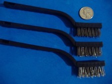 LOT OF THREE NEW STAINLESS STEEL DETAIL BRUSHES PARTS CLEANING PLASTIC HANDLE