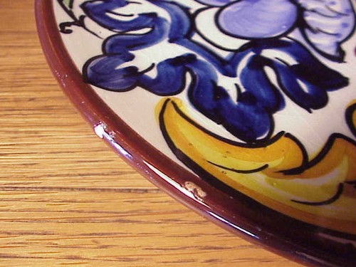 PLATO DE CERÁMICA ESPAÑOLA DE COLECCIÓN PINTADO A MANO VIVO COLORIDO SALJO-CRESPO - ALAS - Imagen 3 de 6