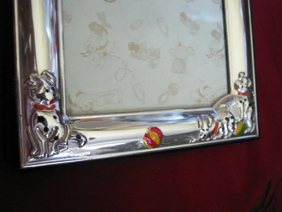 Marco de fotos italiano plateado y esmalte de 6,5" con perros Dalmation manchados, AN Ag 3g 190 Foto 3 de 4