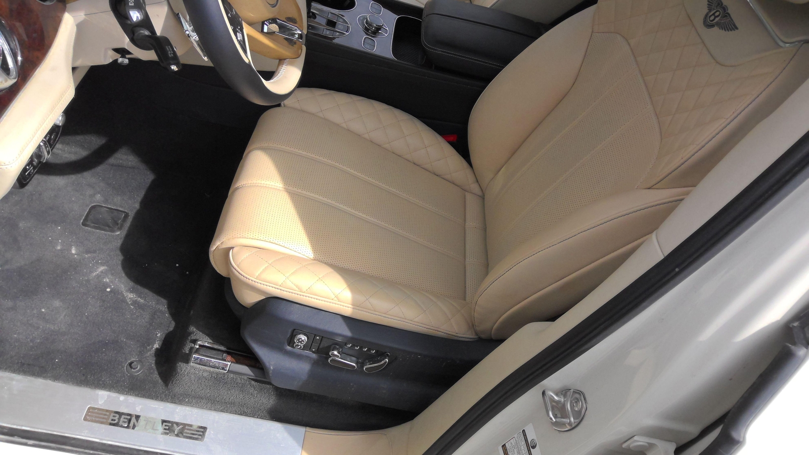 Front Door BENTLEY Right 18