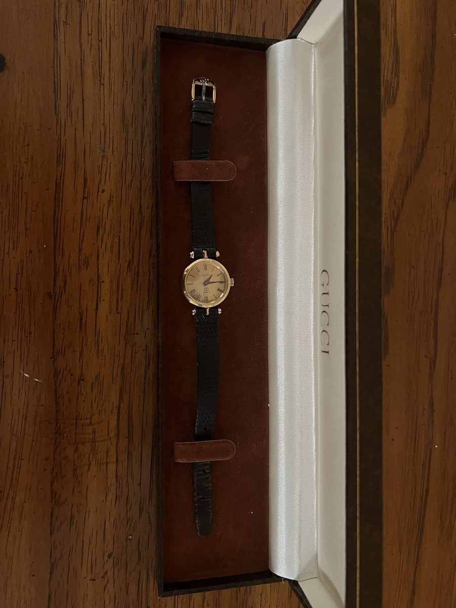 Gucci Shelly Line 30mm Gold Vintage Quartz Watch Swiss With