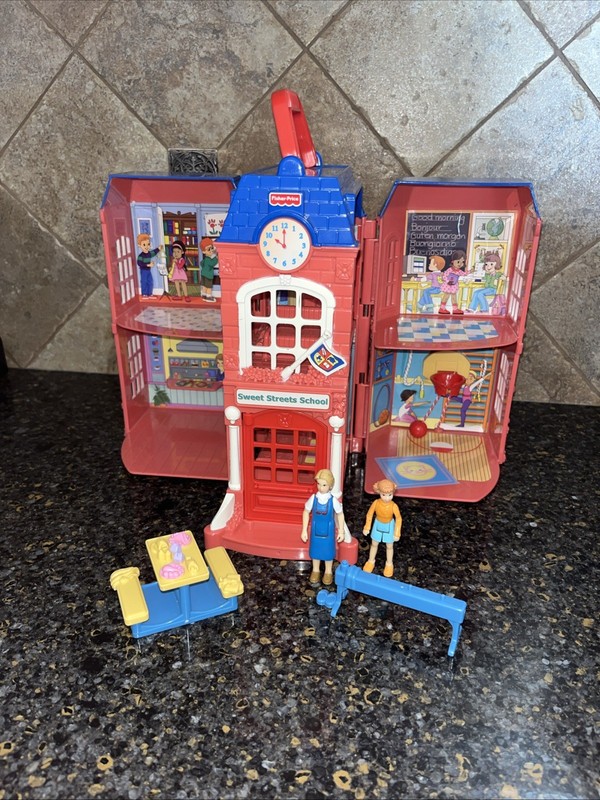 FISHER PRICE SWEET STREETS SCHOOL Playset with accessories 2002 Mattel
