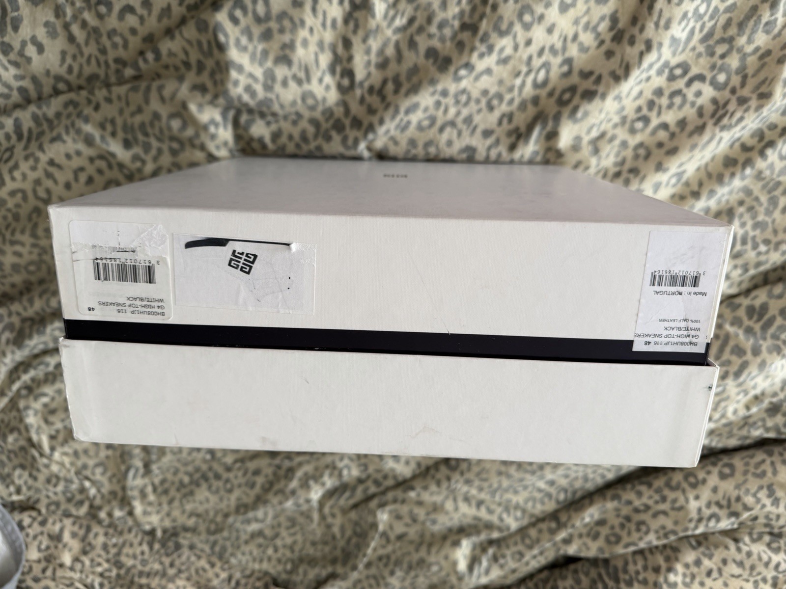 Brand New Givenchy High Tops. 10000000% Authentic. Box, Dust Bags, all Included thumbnail 7