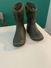 Bogs Youth Size 6 Camo Green Rubber Winter Boots -30 Degree