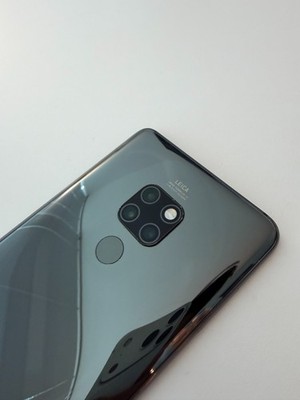Mate 20 Smartphone 128GB, 6GB RAM HMA-AL00 Unlocked