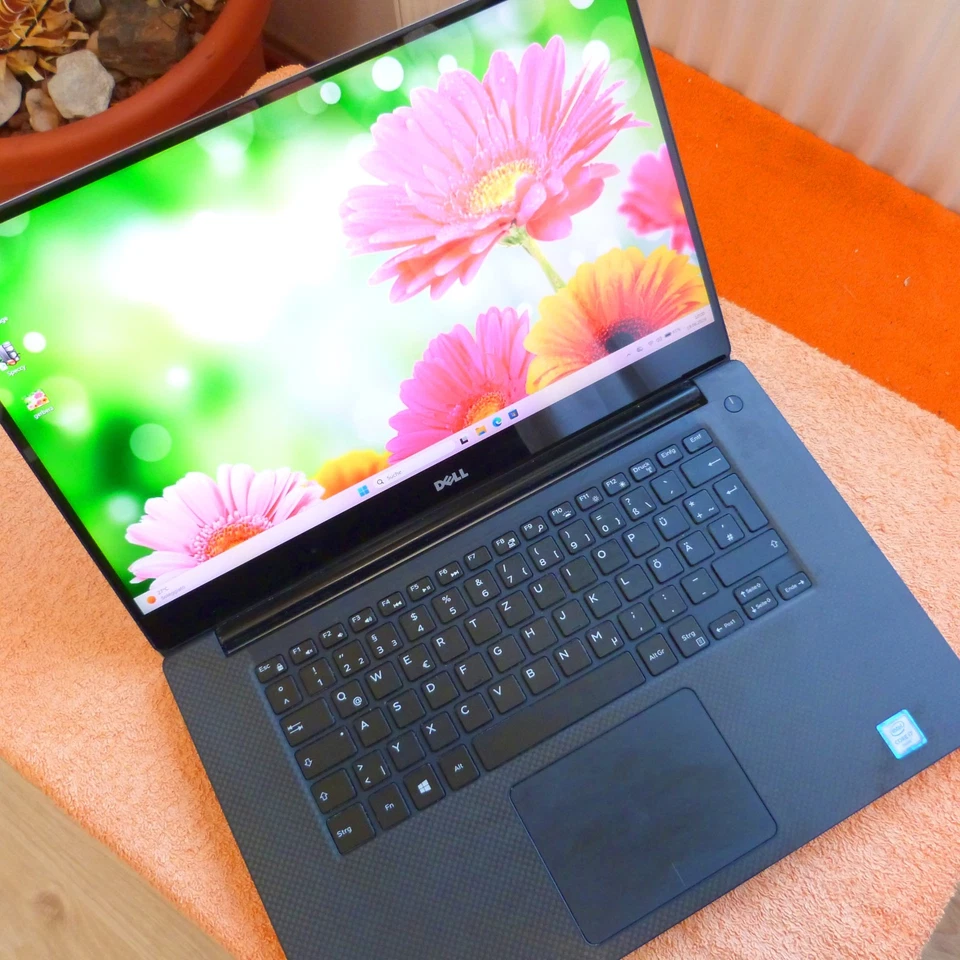 Dell XPS 15 9550 FIBRE DE CARBONE Magnésium 15 pouces 4K ULTRA l 2 To SSD WIN... - Photo 3/4