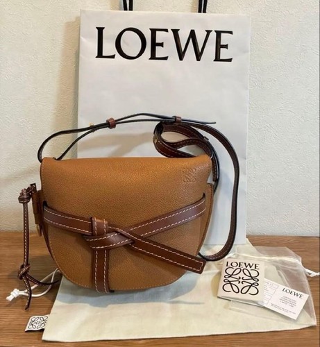 Loewe Gate Small 321.12.T20 Shoulder Bag Soft Grain Calf Light Caramel
