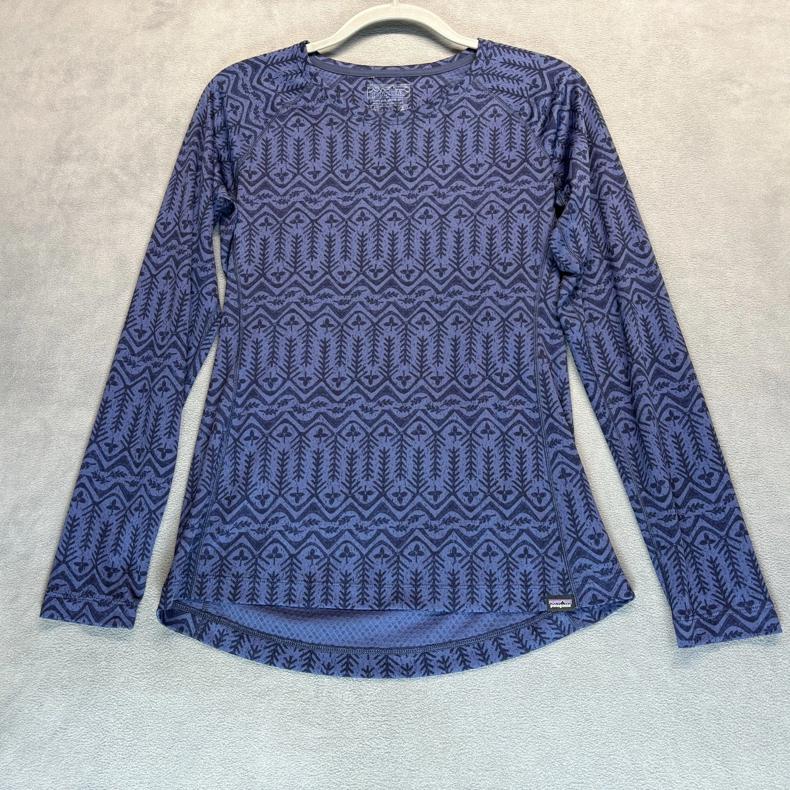 Patagonia Medium Capilene Midweight Base Layer Top Purple Printed Long Sleeve