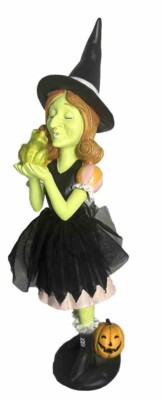Witch  statue figurine Statue,  Green frog 3-D Halloween prop 15 