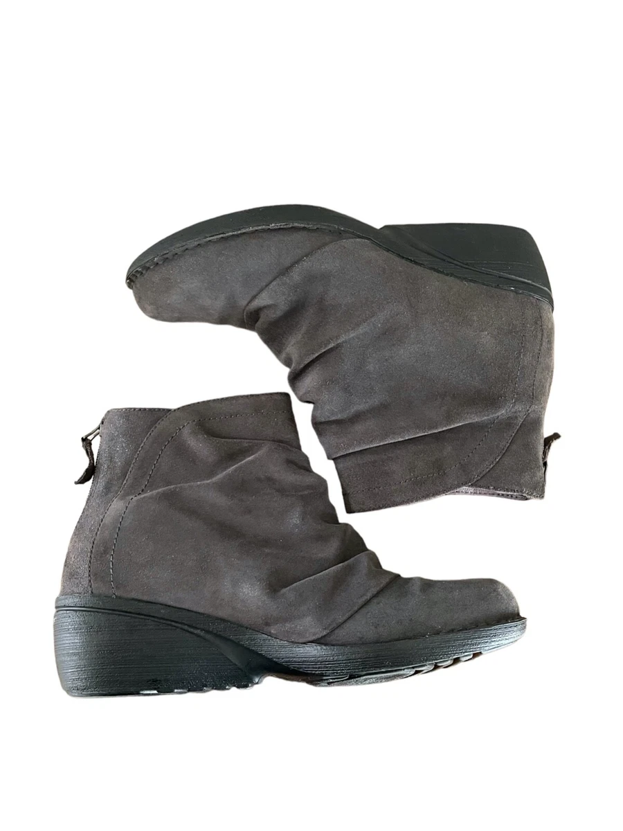 Dansko Arisa Scrunch Suede Gray Shimmer Ankle Boots Women s Size