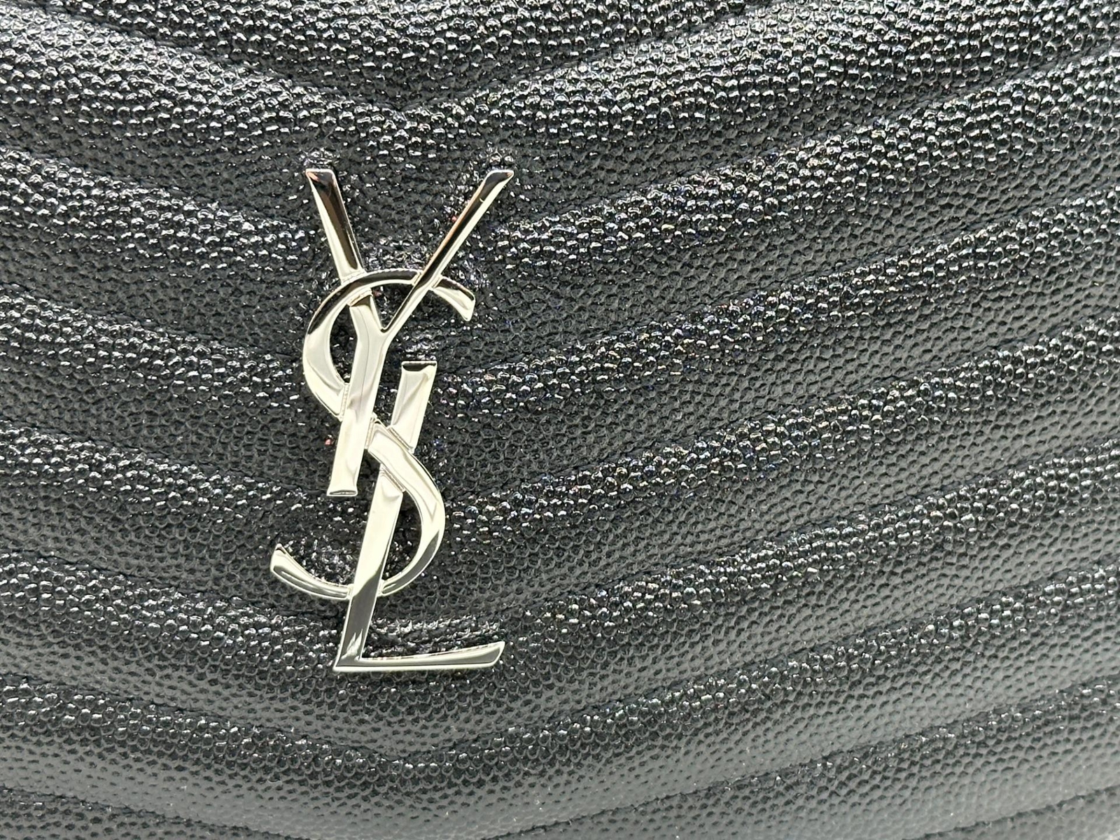 Borsa a tracolla Saint Laurent YSL Monogram Lou Mini Materasso Chevron $1550