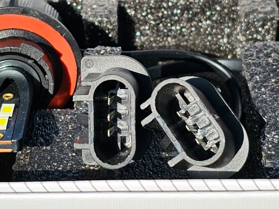 2 SUPER LED bulbs for Harley-Davidson 2012-2013 FXDF 103 1GYM DYNA FAT BOB: USA - Image 2 of 4