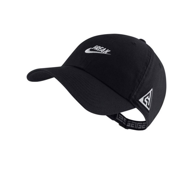 nike freak cap