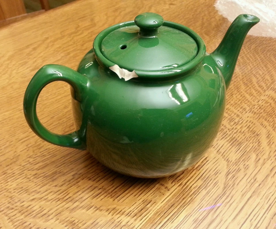 FOX RUN BRANDS EARTHENWARE TEAPOT 55 OUNCE GREEN D-SHAPED LID 39862 - Image 3 of 4