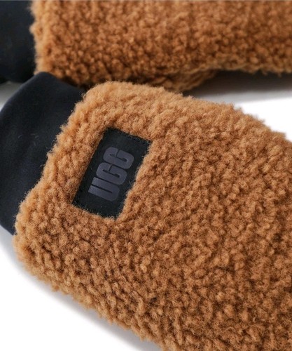 UGG Fluff Logo Tape Mitten Black Brown Tan Size S/M Small Medium Leather Fleece - Picture 3 of 12
