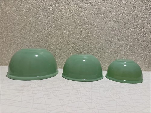 Fire King Glass Green Jadeite Beaded Rolled Edge Bowls 7”/6”/5” Set Of 3 - Picture 3 of 7