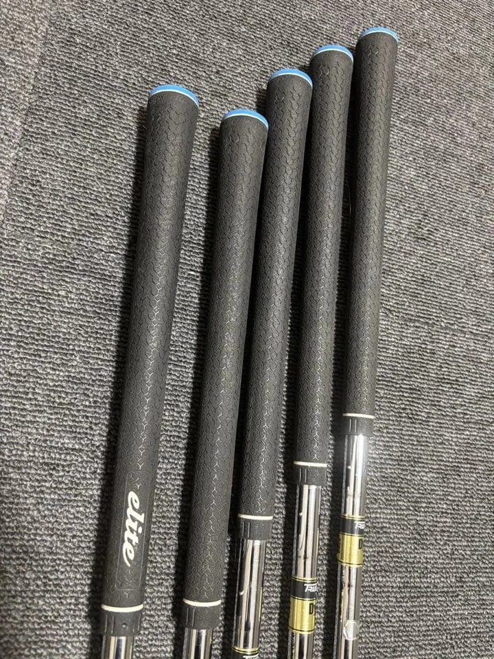 Srixon ZTX Irons #6-9,Pw(5Clubs)/Dynamic Gold S200/Flex:Stiff/ Iron set - Image 4 of 4