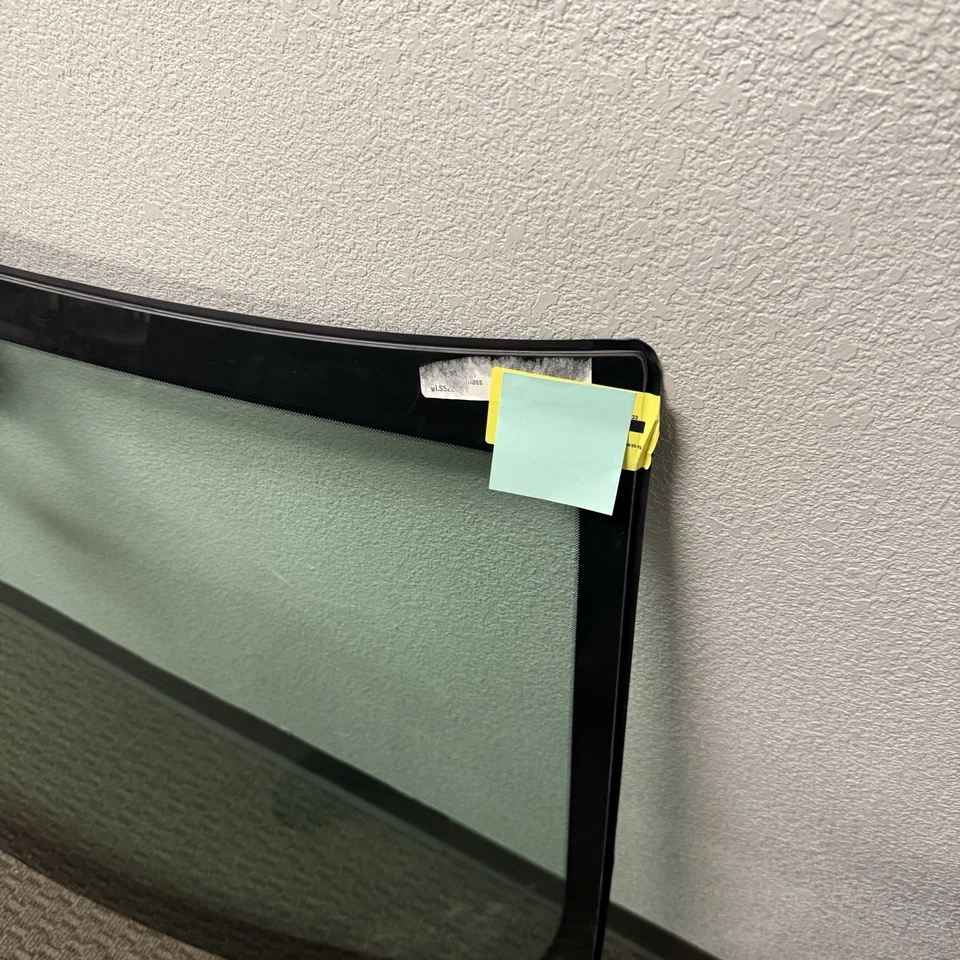 New Genuine Cadillac Escalade Front Windshield Glass (2021-2022) OEM 84734335 - Image 3 of 4