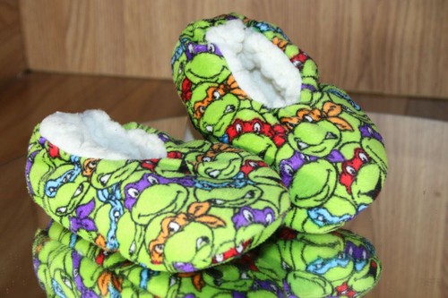 SELTENE Viacom TMNT Teenage Mutant Ninja Turtles Fleece Hausschuhe (Kinder/7-8) EUC - Bild 2 von 9