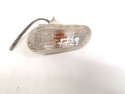 Ford Focus 2005 Clear Side Repeaters Right 4M5A13K309AA, 4M5A-13K3 #1565896-55