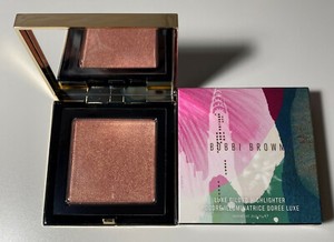 Bobbi Brown Limited Edition Luxe Gilded Full Size Highlighter Foiled Petal