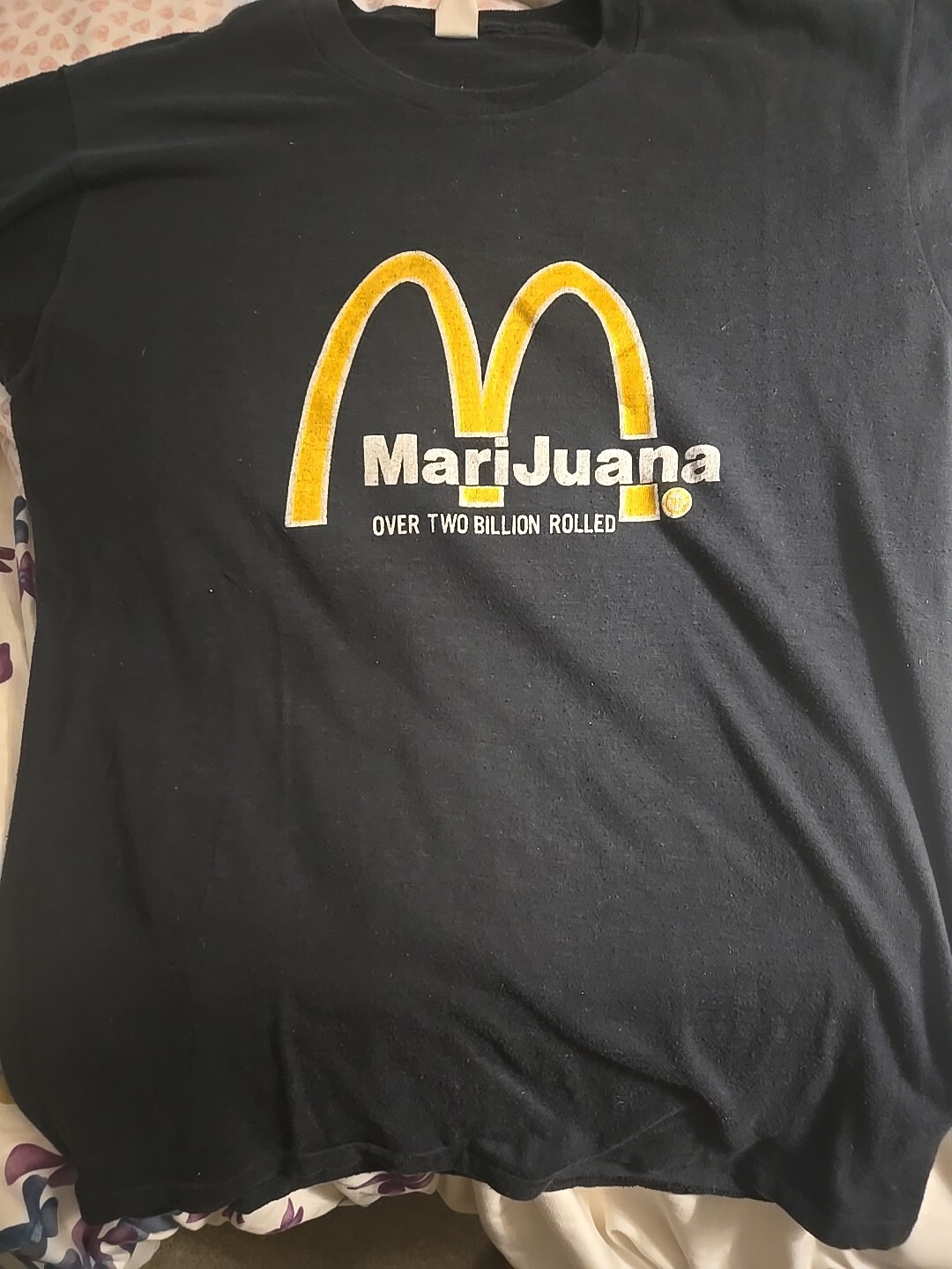 VINTAGE 80s Marijuana Over 32 Billion Stoned McDonalds Parody LARGE T-Shirt Weed