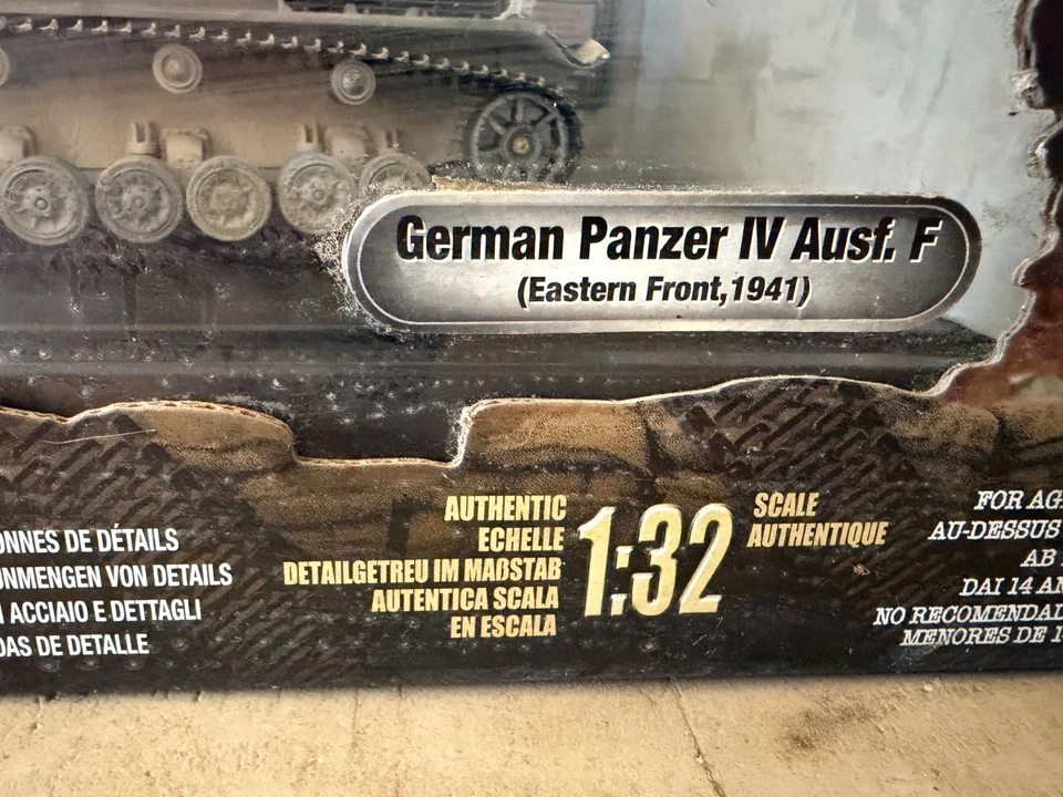 Forces of Valor 1/32 German Panzer IV Ausf.F - Photo 2/3