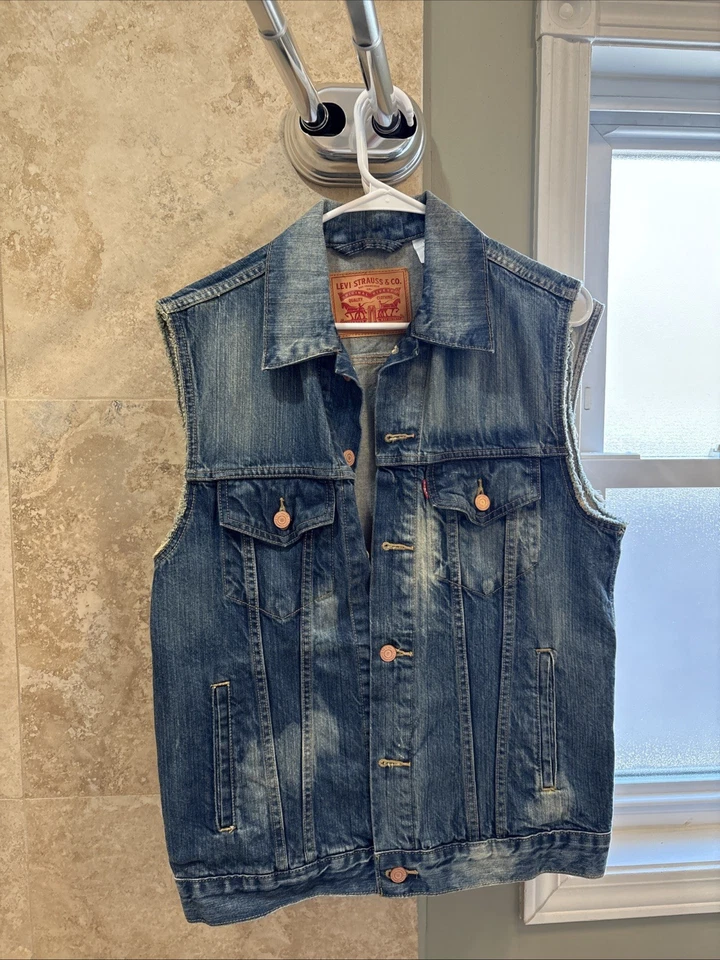 Levis Men’s Denim VEST - Image 1 of 4