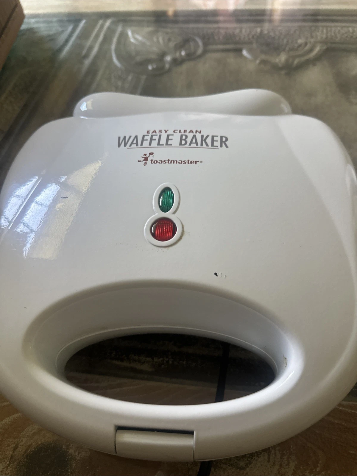 Toastmaster Cool-Touch Belgian Waffle Baker Model TWB2 Waffle Maker Free Ship
