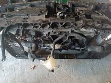 CALANDRA CON KIT RADIATORI PER JEEP COMPASS DIESEL 2.0 ANNO 2017