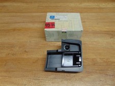 Mittelkonsole Aschenbecher Original Mercedes W169/W245 - A1698100179 Farbe: 9051
