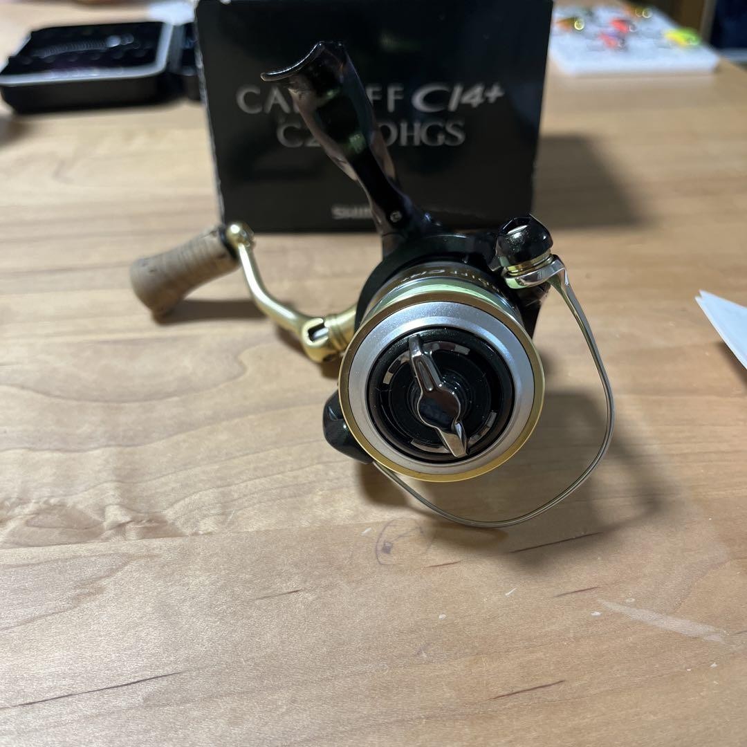 Shimano Cardiff Cl4 C2000HGS Spinning Reel Excellent Condition