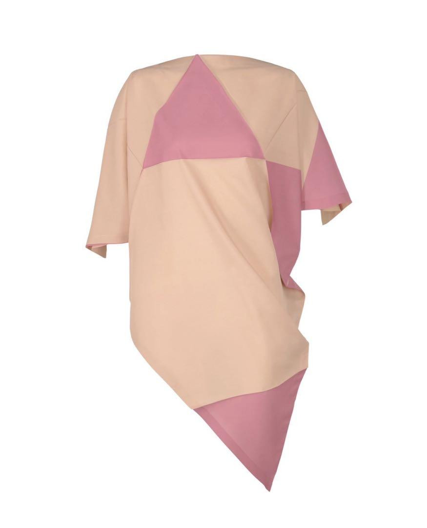 【最終価格】132 5． ISSEY MIYAKE　折り紙トップス　希少 イッセイミヤケISSEY MIYAKE 132 5. ポリ箔プリント折り紙