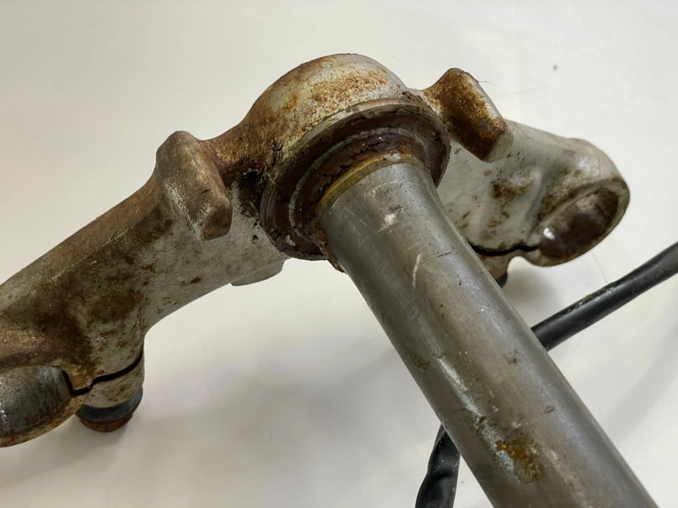 1988 Yamaha YSR50 YSR 50 Triple Tree with Ignition Switch - Image 3 of 4