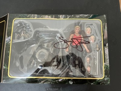 SIGNED NECA Flash Gordon Wood Beast Challenge 2024 SDCC Exclusive Sam Jones MINT
