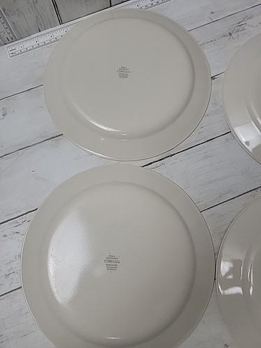 Vintage Corelle TEXTURED LEAVES 10¼" Dinner Plates Set Of 4 - Picture 5 of 6